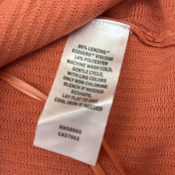 Halogen Ribbed Cross Neck Halter Tank Top XL Coral Summer Vacation NWT - Picture 4 of 5